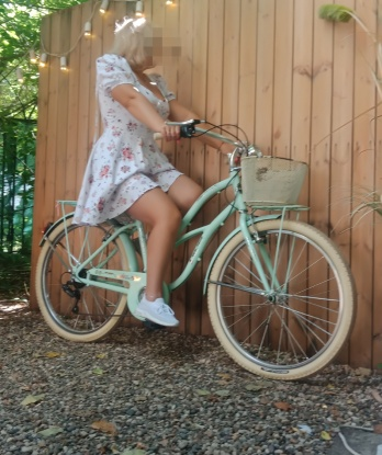 Я знаю, как доставить тебе истинное наслаждение и сделать нашу встречу незабываемой. У меня широкий спектр услуг, включая классический секс, оральный секс, эротический массаж и многое другое 😏. Со мной ты получишь максимум удовольствия и релаксации. Мои возможности безграничны, и я готова исполнить любые фантазии. У меня много отличных отзывов, которые только подтверждают мою высокую профессиональность. А что касается фото - уверяю, они полностью соответствуют реальности. Живу недалеко от Москвы, так что наша встреча будет крайне комфортной. Позвони мне прямо сейчас, и мы сможем устроить настоящую сказку в Москве 🌟 2823, 39 лет